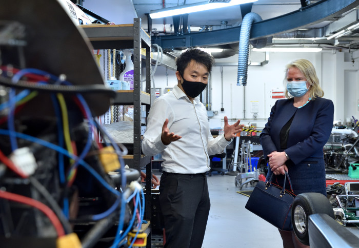 Felicity Buchan MP at Imperial's Energy Futures Lab with Dr Billy Wu