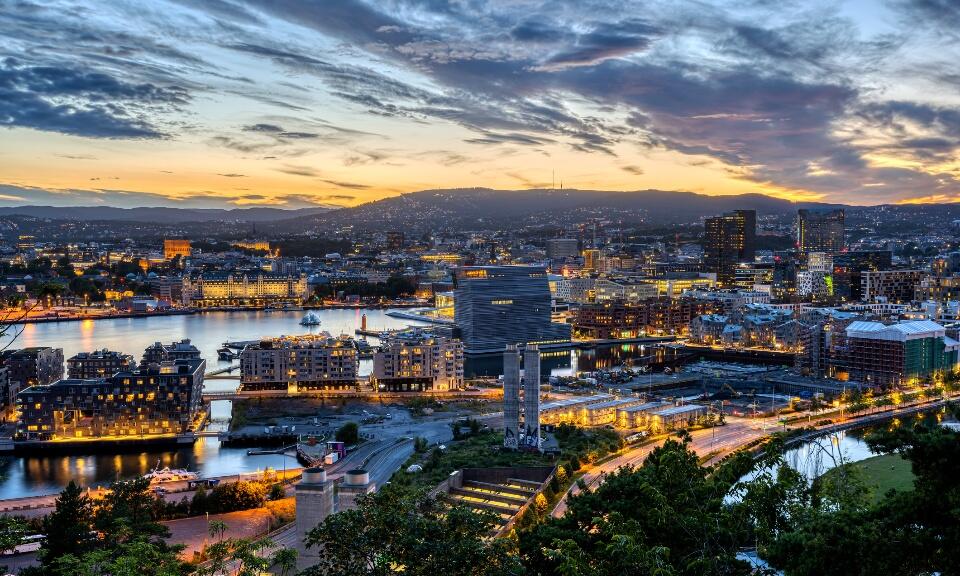 The city of Oslo, Norway in the evening