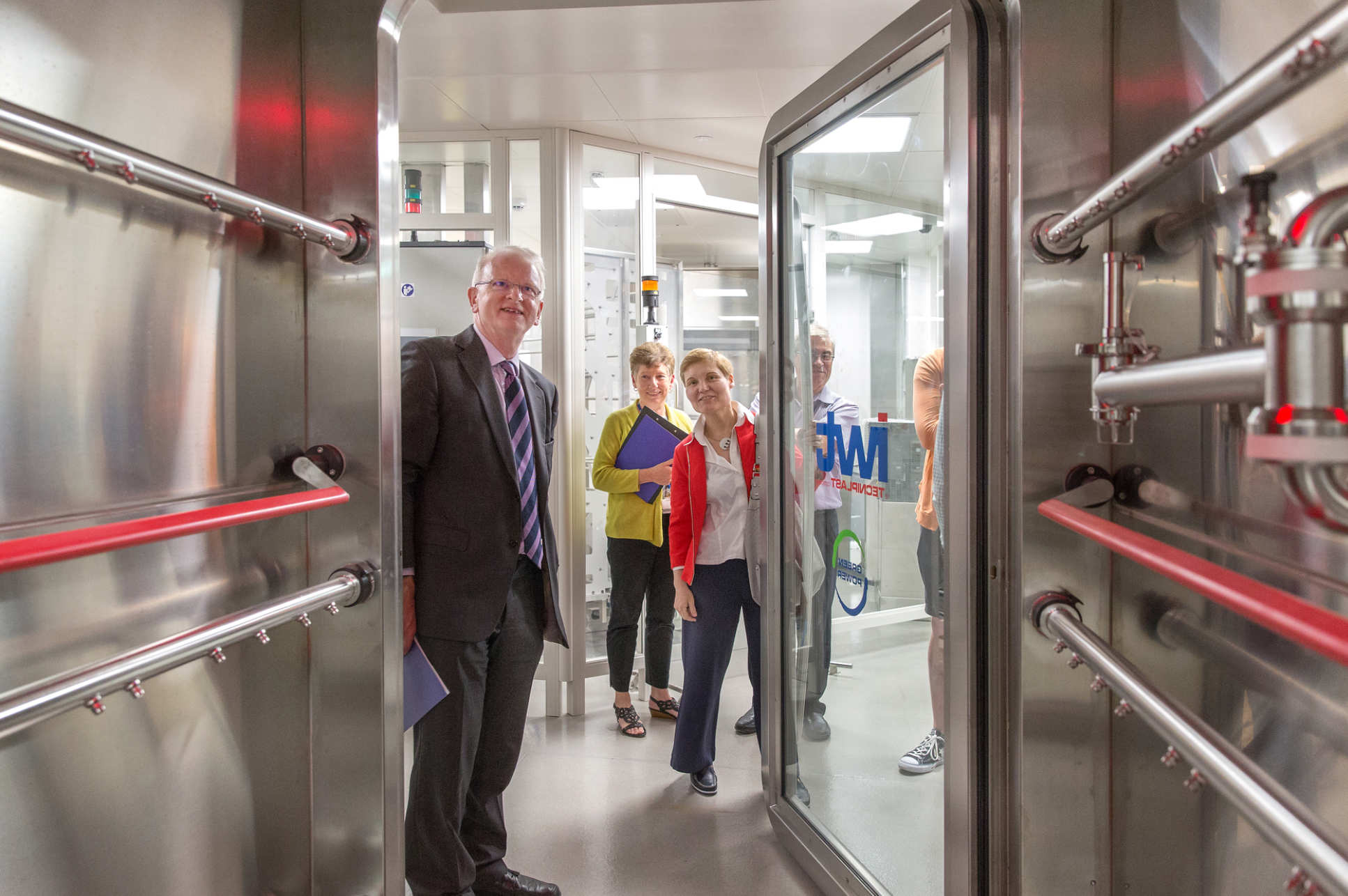 Professor James Sterling and Wendy Steel open the new Animal Research at the South Kensington Campus.