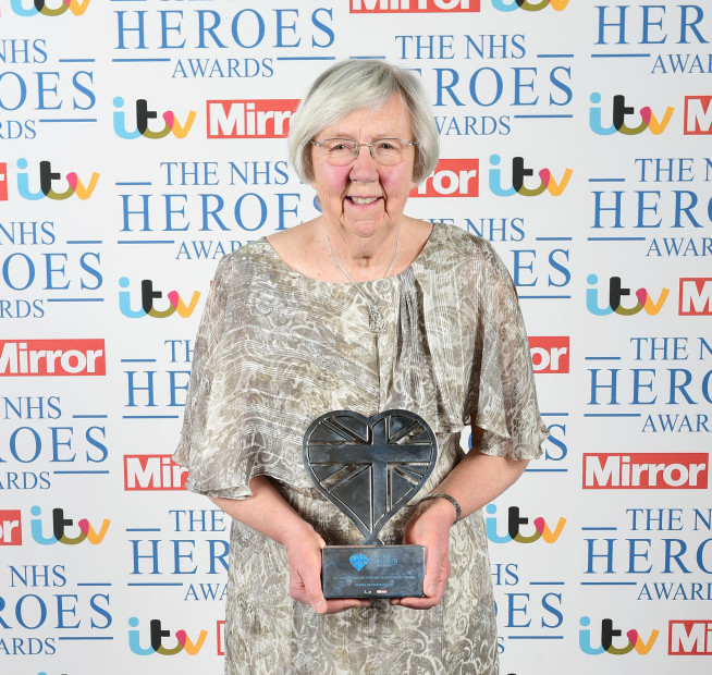 Averil Mansfield with NHS Heroes lifetime achievement award