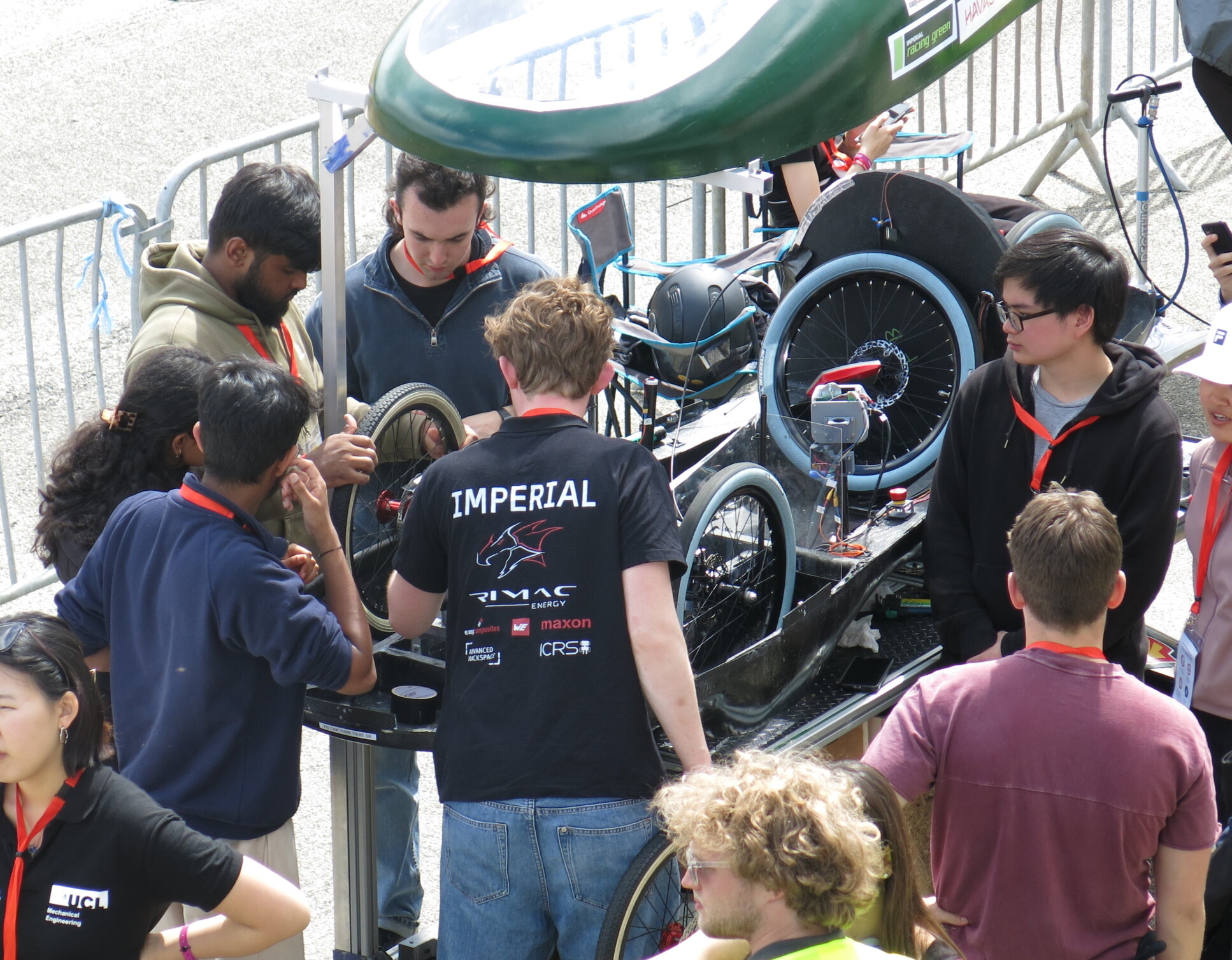 The team preparing the car