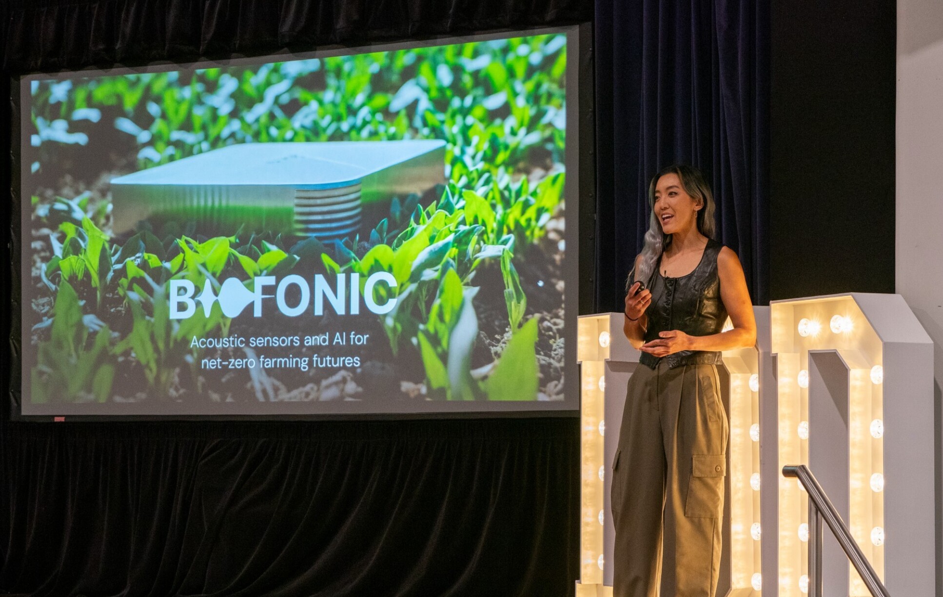 Alex Park from Biofonic presenting at London Demo Day.