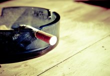 Stopping smoking reduces dependency on steroids in patients with Crohn's disease