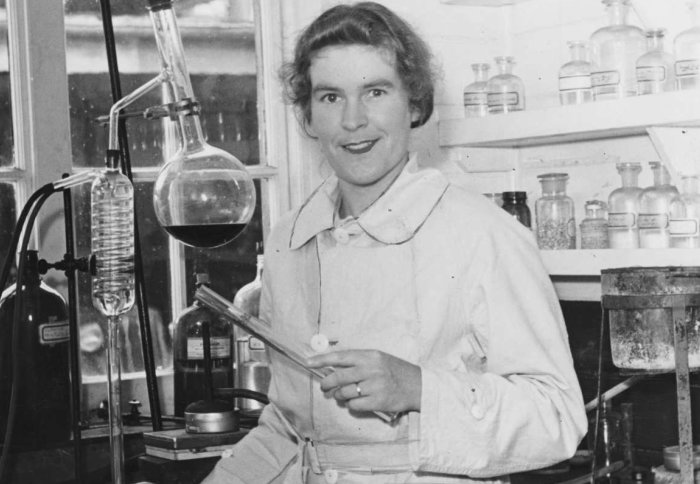 Dr Greta Stevenson in a lab