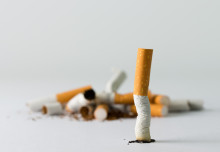 Smoking and obesity increase risk of severe COVID-19 and sepsis 