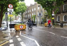 Low-traffic neighbourhoods reduce pollution in surrounding streets