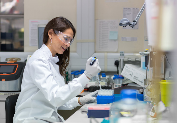 Dr Vanessa Sancho-Shimizu doing lab research