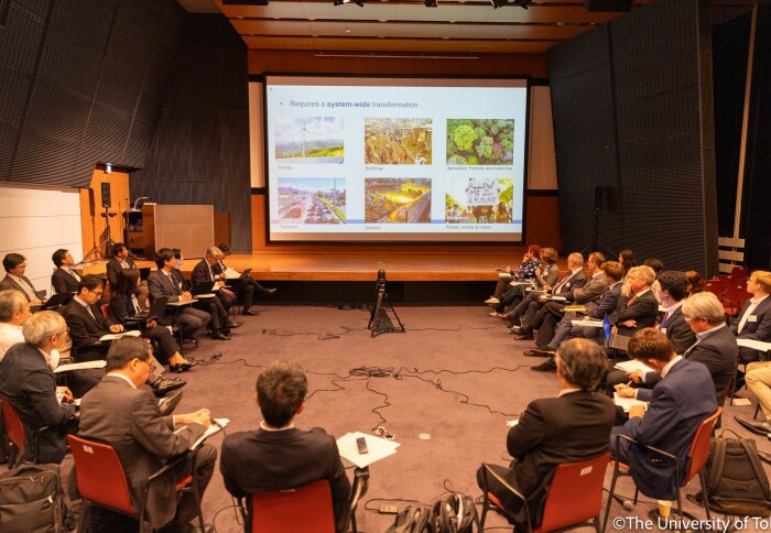 Attendees from Hitachi, Imperial College London and The University of Tokyo at the joint pre-COP28 event, held at The University of Tokyo