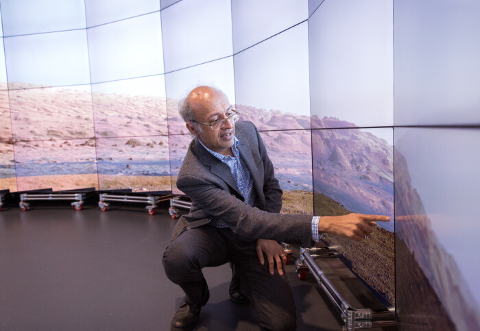 Professor Sanjeev Gupta presenting images of mars in the data observatory