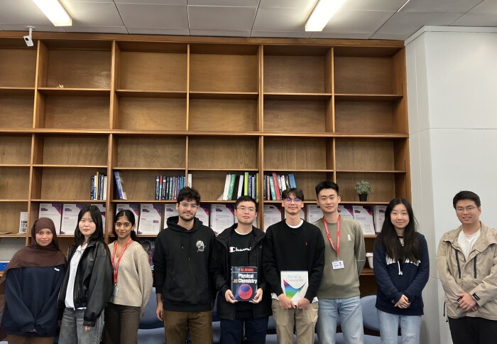 Molecular Engineering Masters. From left to right: Humaira Mohammed, Yea Eun Moon, Viveka Sivakaran, Emile Durand, Daniel Cheuk, Julien Alary, Zishang Gao, Yinan Niu and Juanchen Lu.