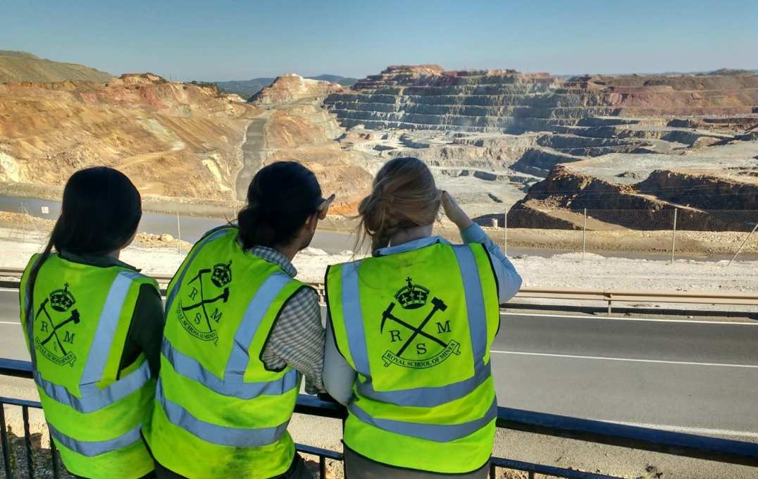 Paulina, Diego and Izzy admiring one of the open pits at Riotinto