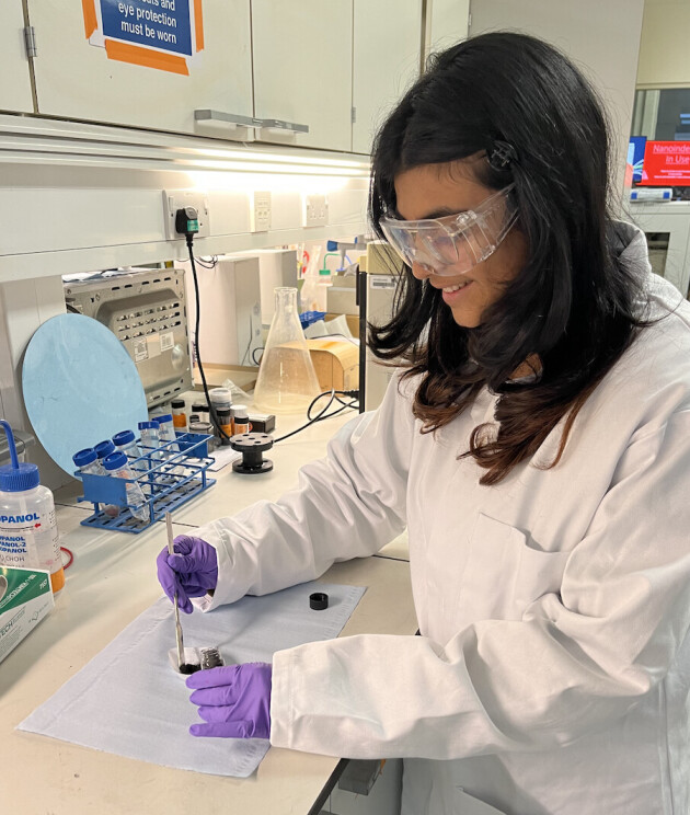 Alvina Mishra working in the lab