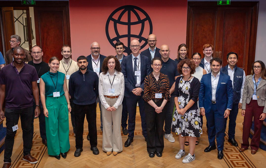 Cohort 6 from The Greenhouse photographed together on the Royal Institution stage