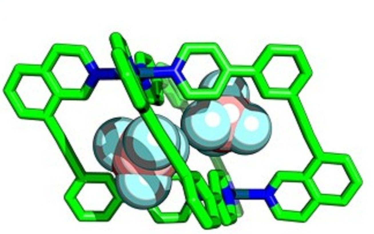 Rounded molecules inside a lattice of flatter molecules