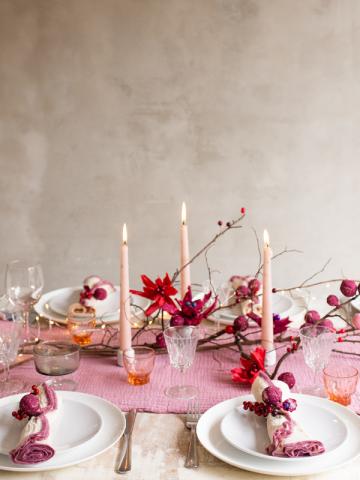 'Very Berry' Christmas table