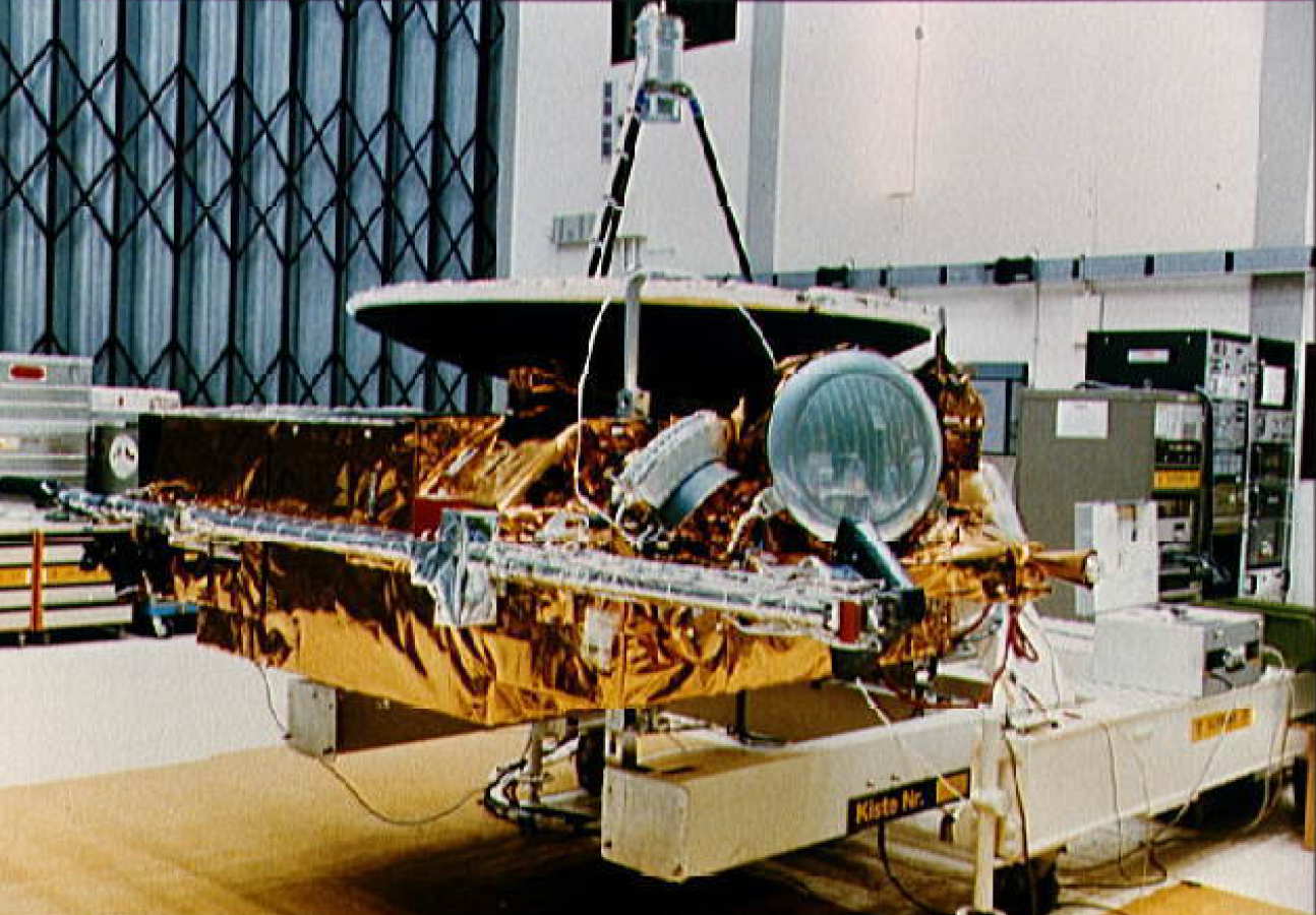 Images of Ulysses prior to launch (From ESA) 1