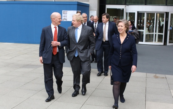 Imperial’s Chair Baroness Eliza Manningham-Buller and the President & Rector escort David Willetts and Boris Johnson to the College’s Great Hall.