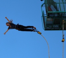 Bungee jumper