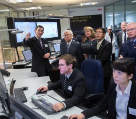 President Tan visits Carbon Capture plant
