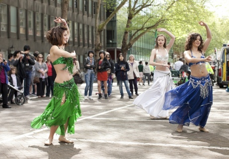 Imperial belly dancers in action