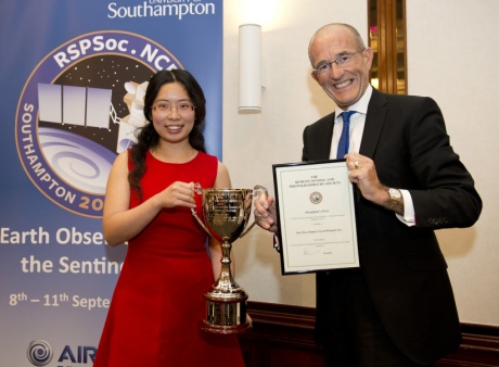 PhD Student Xue Wan is awarded the Presedents prize at RSPSoc2014