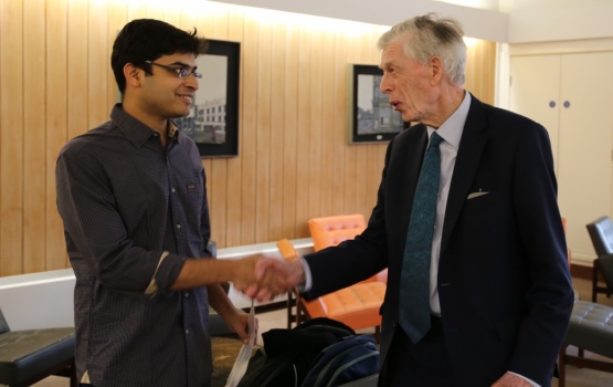 Mohith Nammili Unny receives his award from Professor Geoff Hewitt
