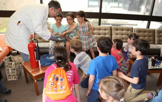 Children of Chemical Engineering alumni enjoy special activities during the reception in the Department