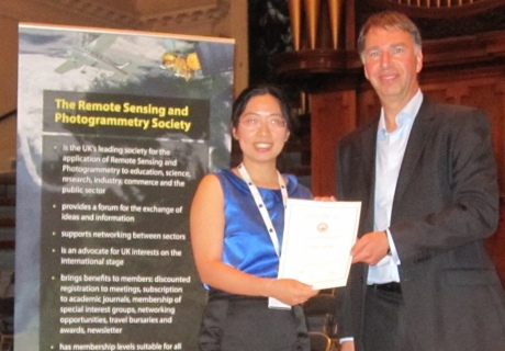 Xue Wan receives an award for the best PhD thesis from RSPSoc 