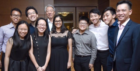DPM Teo with Singaporean students