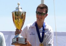 Imperial Alumnus swoops to World Gliding Gold