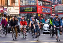 Walking and cycling in cities is good for health, despite worse air pollution