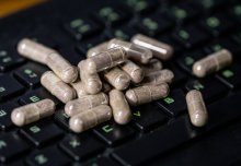 Online pharmacies not requiring prescriptions could fuel antibiotic resistance