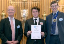 Chemistry PhD student wins Salters' Centenary Award