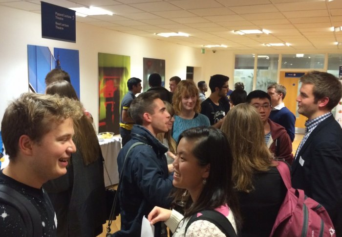 Mentees and Mentors mingle at the Alumni Mentoring Scheme launch event.