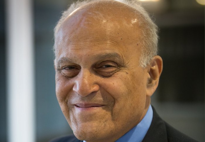 Professor Sir Magdi Yacoub has been awarded the prestigious Lister ...