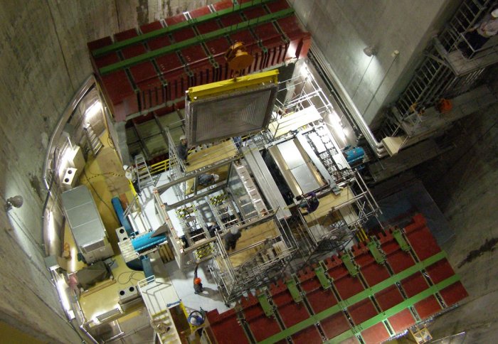 Large equipment down a shaft