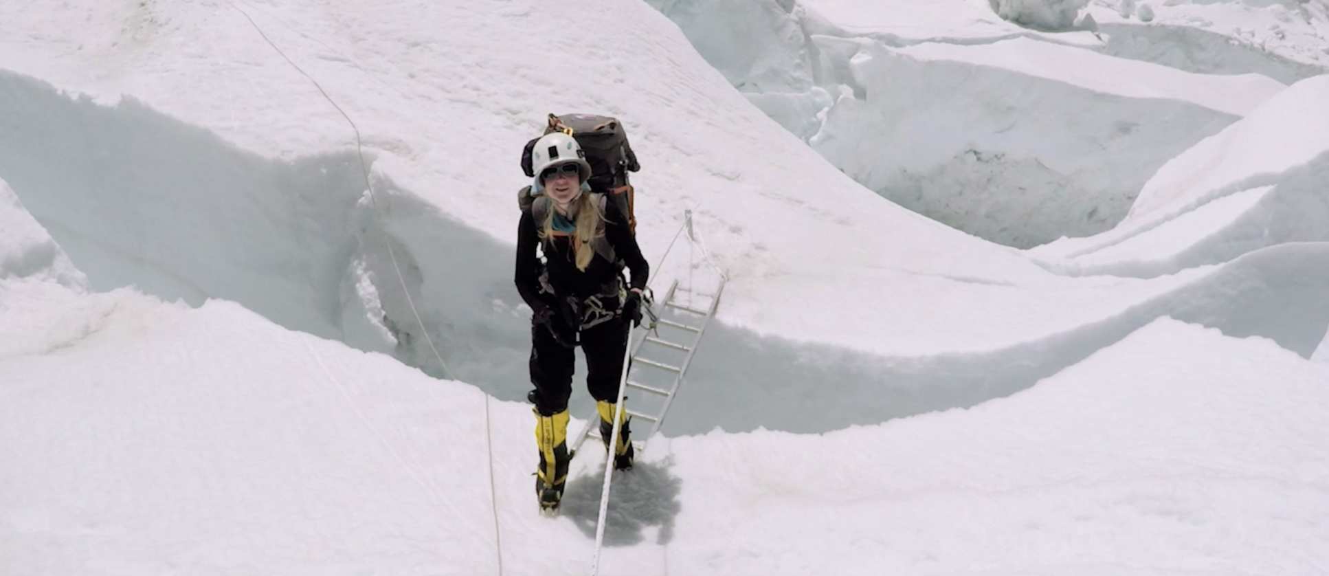 Ice ladder traverse