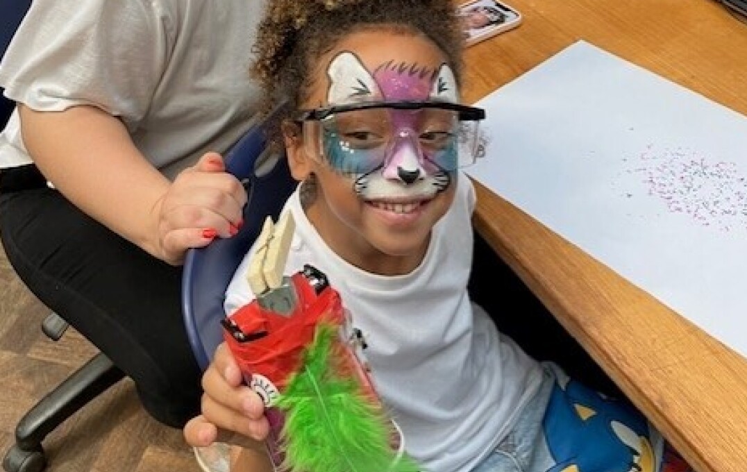 Children and parents with Wigglebots